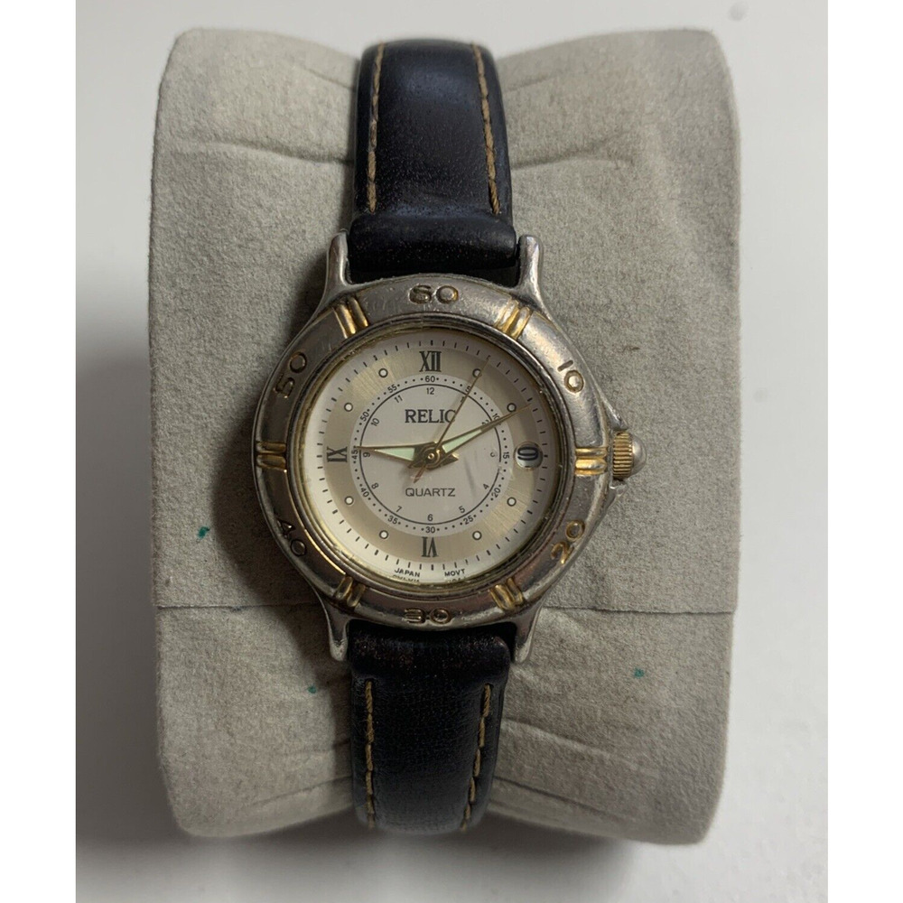 Ladies Relic Petite Silver Gold Tone Leather Band Analog Watch ZR-11102 G5